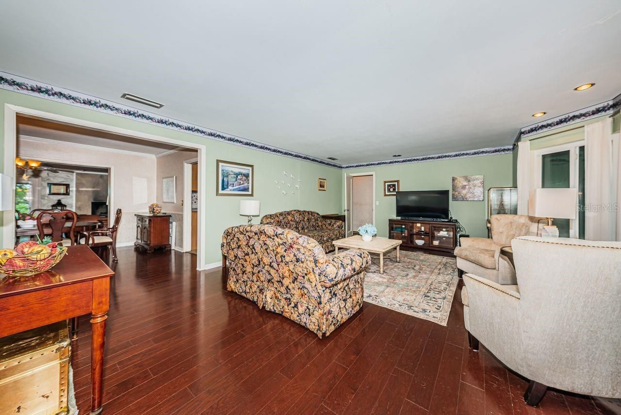 1704 Cypress Avenue, Belleair, FL 33756 Photo
