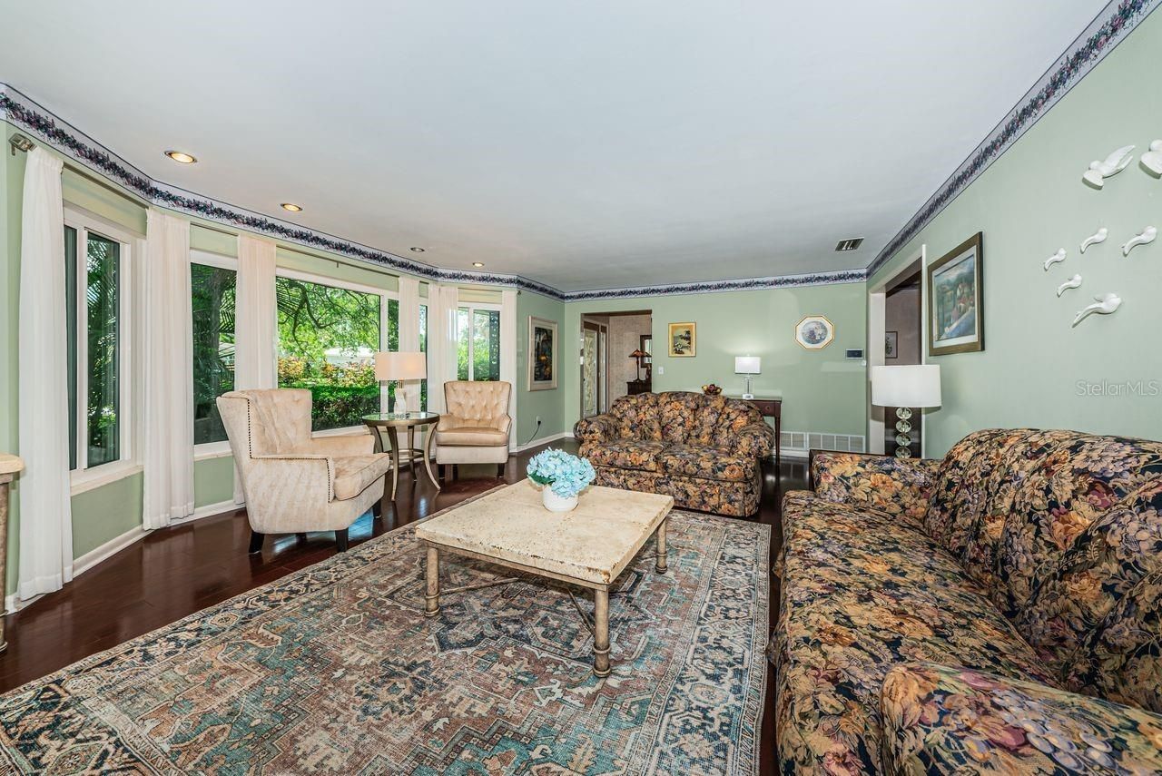 1704 Cypress Avenue, Belleair, FL 33756 Photo