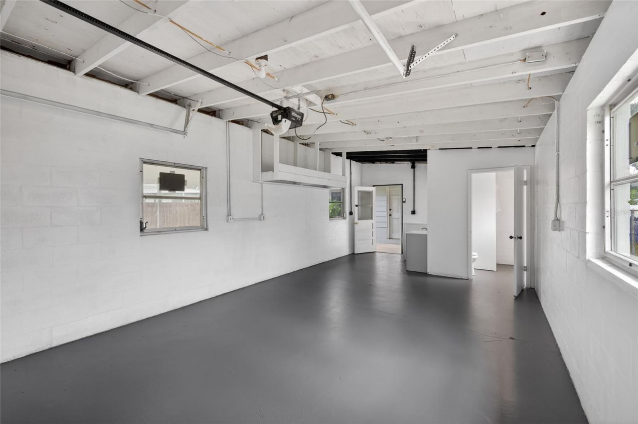 679 71st Ave North Avenue N, Saint Petersburg, FL 33702 Photo