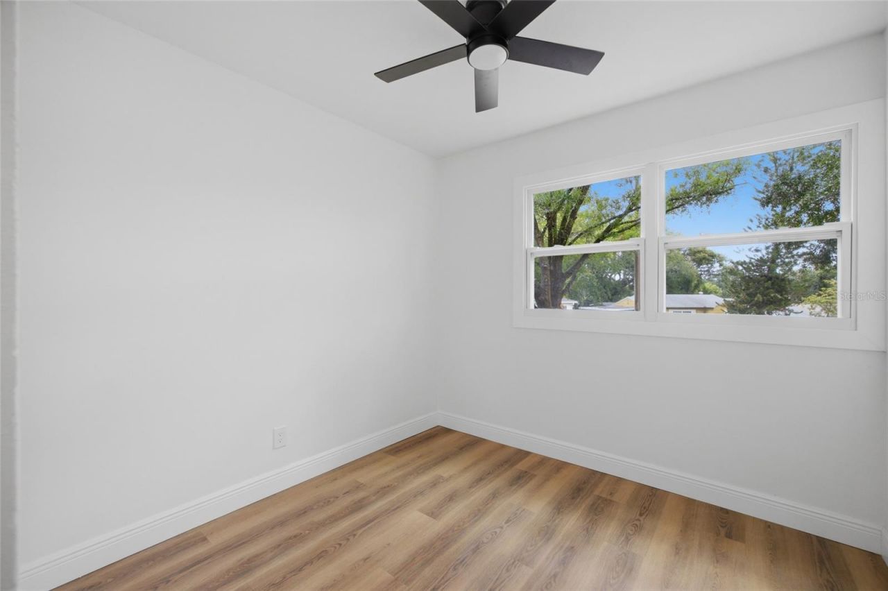 2102 E Howell Street , Tampa, FL 33610 Photo