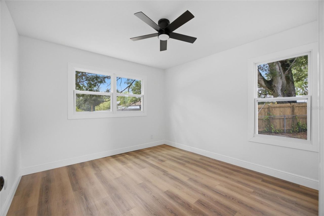 2102 E Howell Street , Tampa, FL 33610 Photo