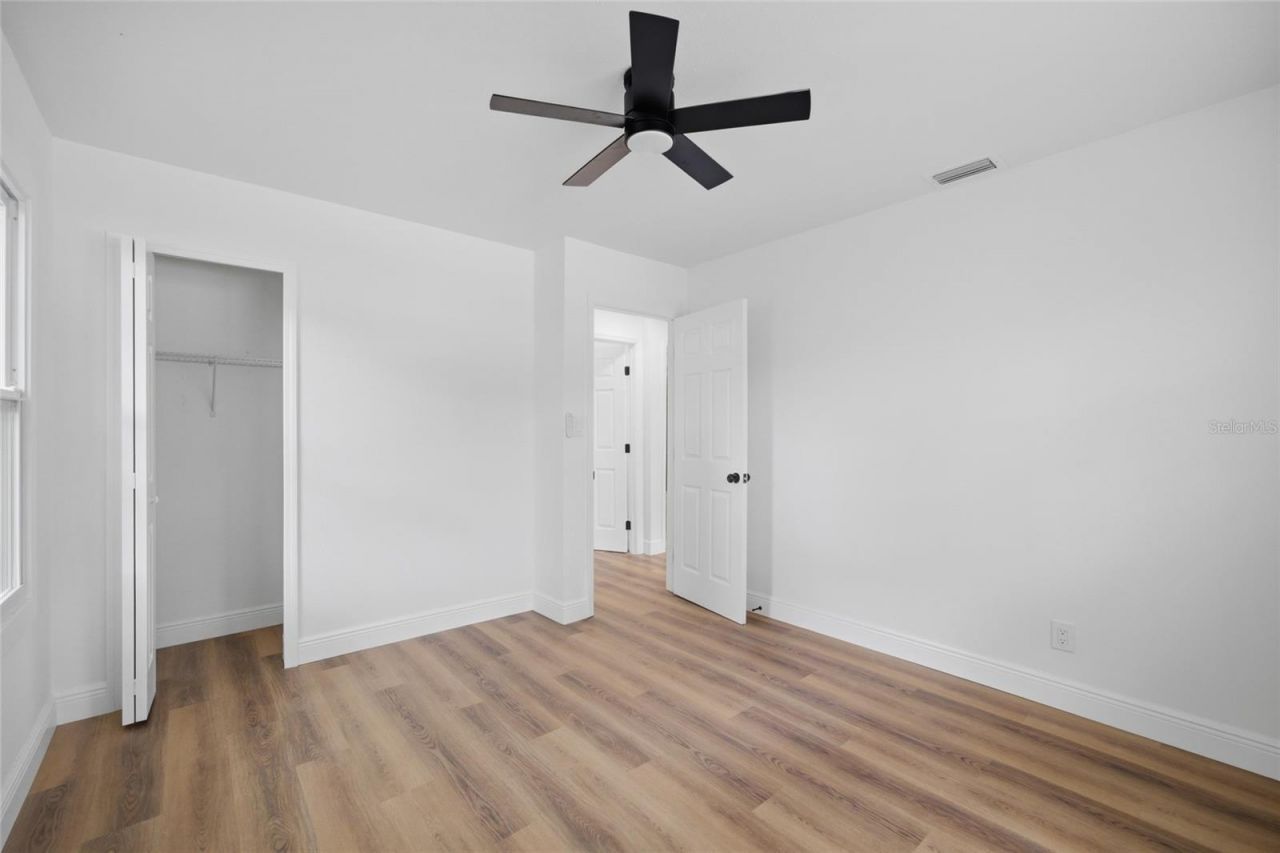 2102 E Howell Street , Tampa, FL 33610 Photo