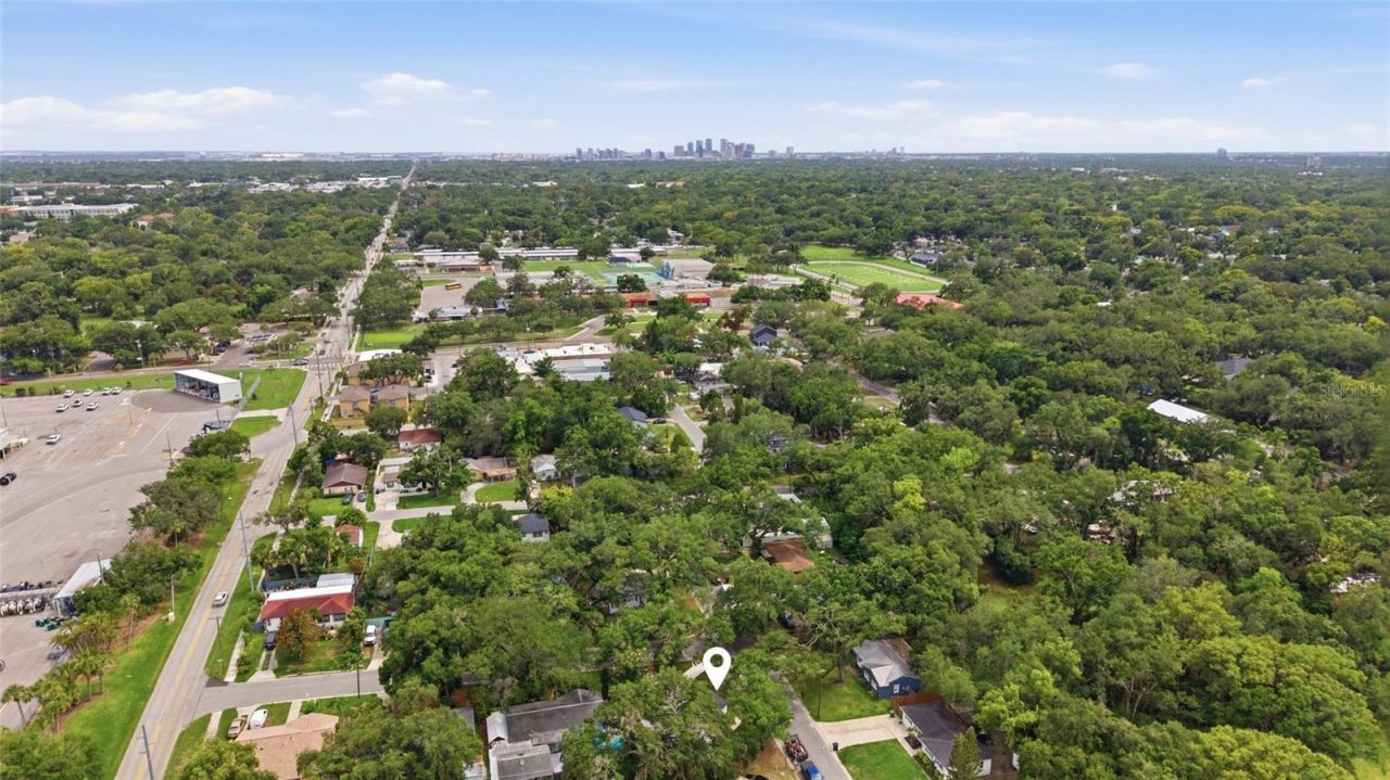 2102 E Howell Street , Tampa, FL 33610 Photo