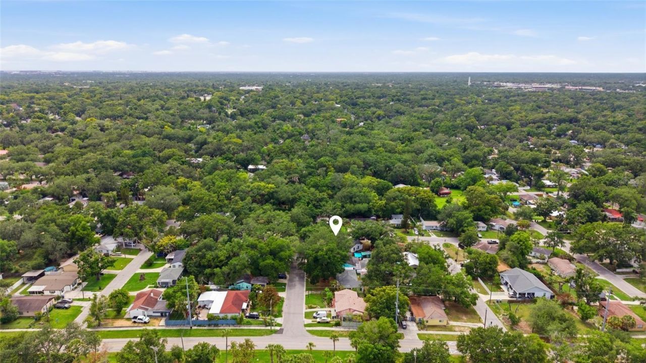 2102 E Howell Street , Tampa, FL 33610 Photo
