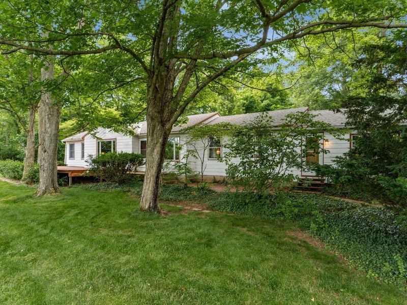 7945 Riverside Drive, Powell, OH 43065 Photo 2