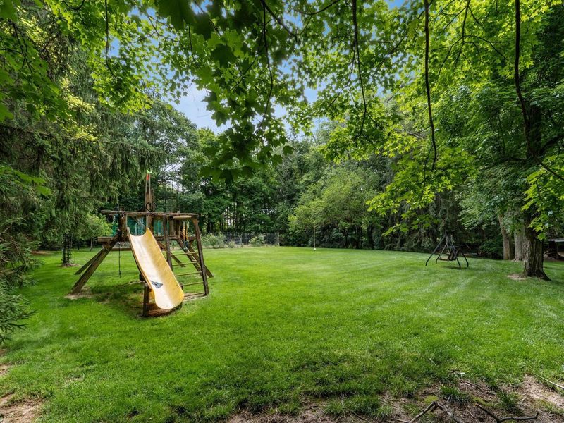 7945 Riverside Drive, Powell, OH 43065 Photo 41