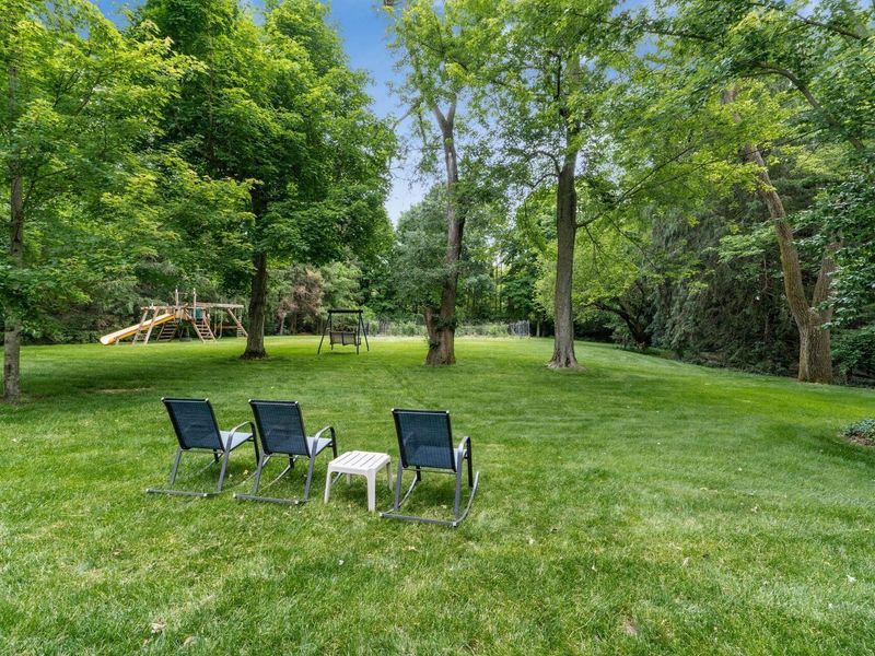 7945 Riverside Drive, Powell, OH 43065 Photo 48