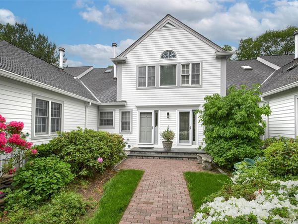 3 Ingleside Lane, White Plains, NY 10605
