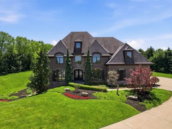 311 Cambridge Drive , Mars, PA 16046