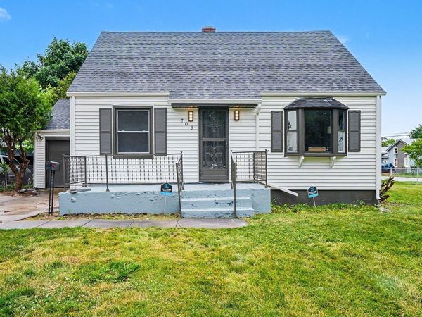 703 S Wellington Street, South Bend, IN 46619
