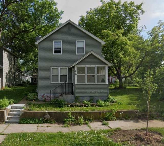 690 Watson Avenue , Saint Paul, MN 55102 Main Photo