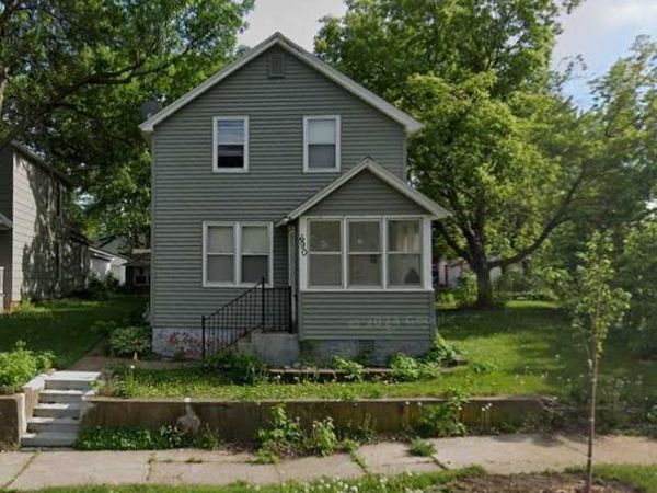 690 Watson Avenue , Saint Paul, MN 55102