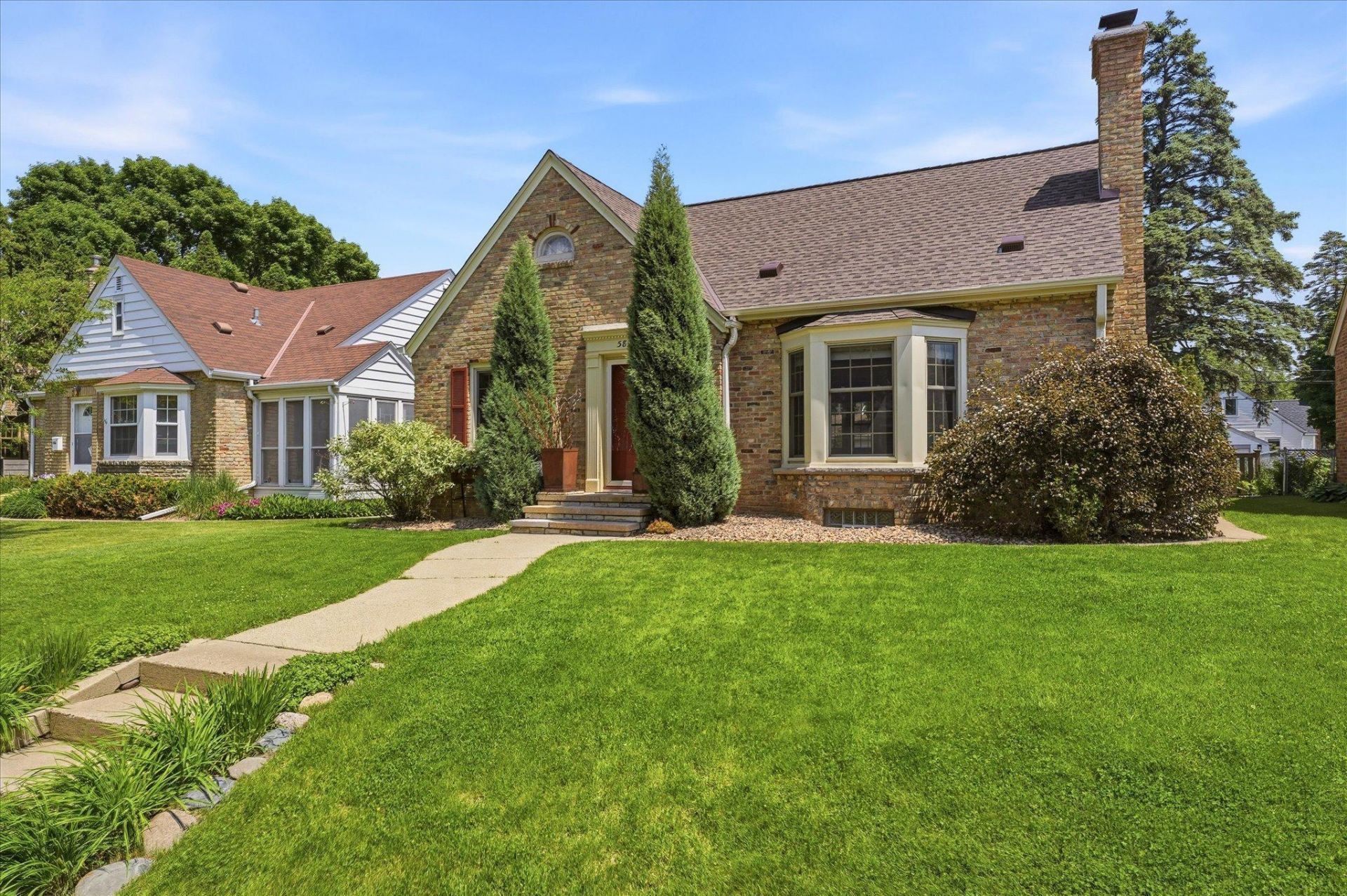5829 Columbus Avenue , Minneapolis, MN 55417