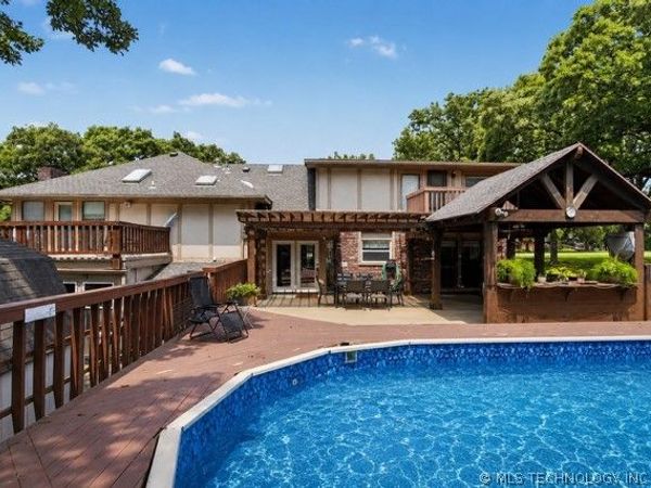 12525 S Skyline Drive , Jenks, OK 74037
