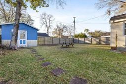 4765 Churchill Road photo 4