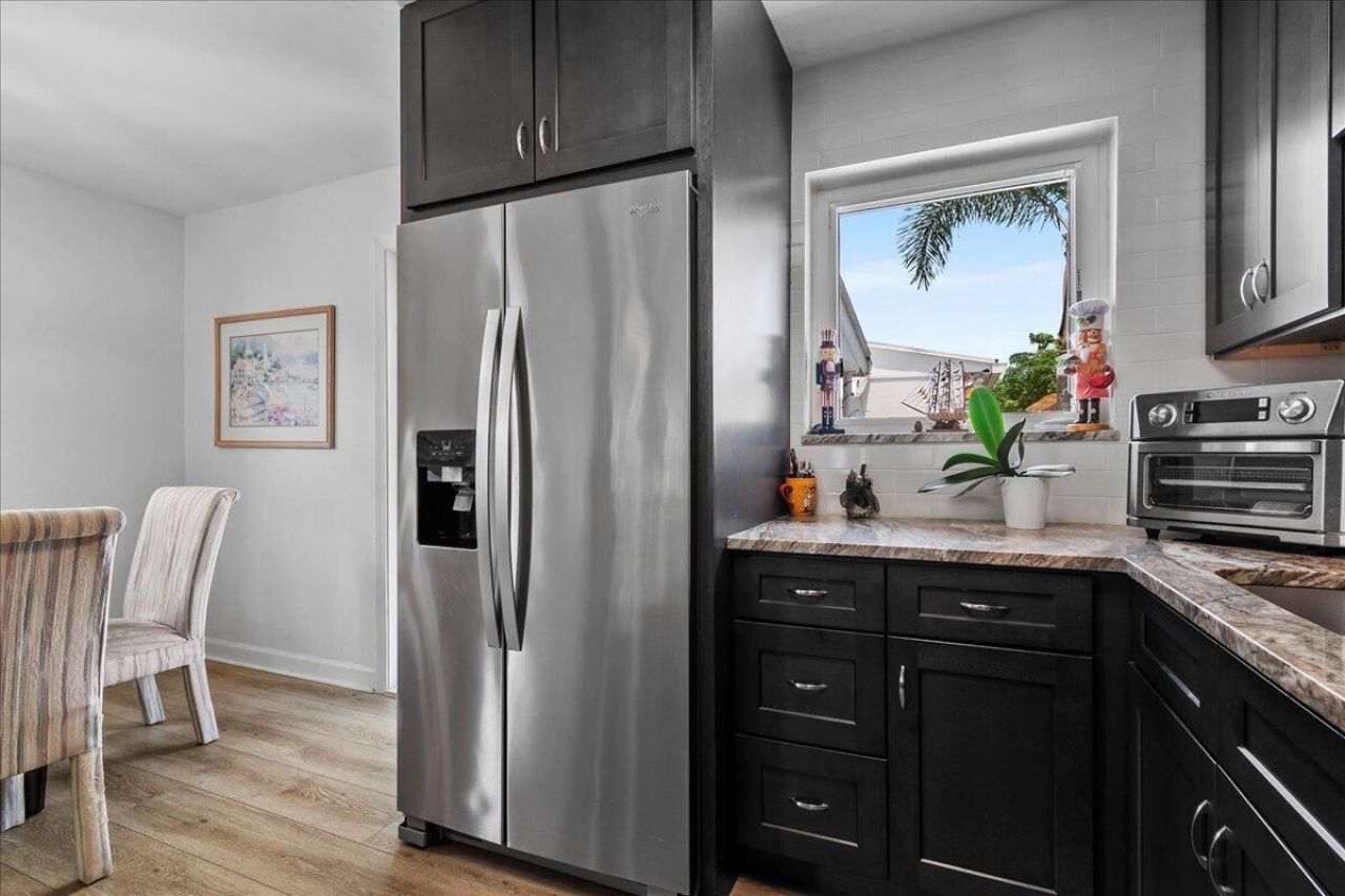 727 Bunker Road, West Palm Beach, FL 33405 Photo