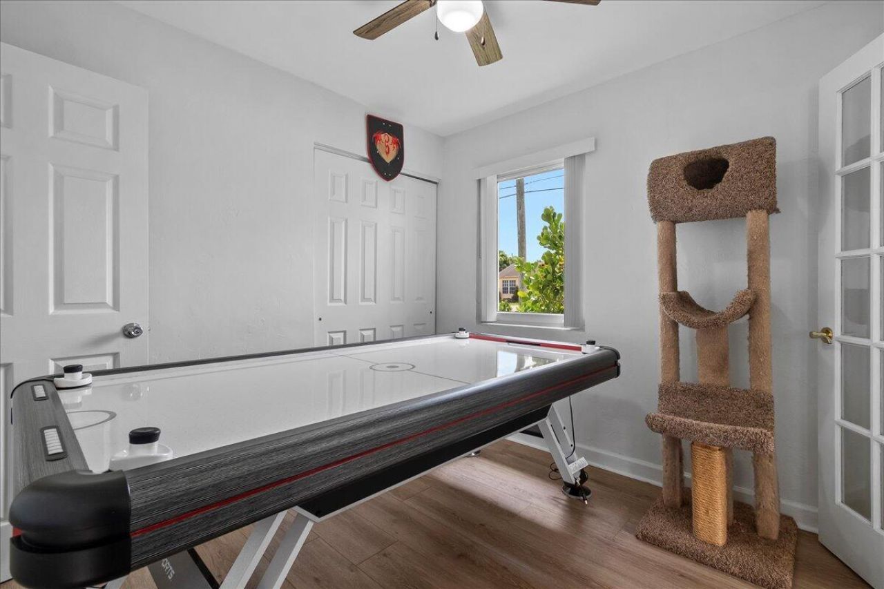 727 Bunker Road, West Palm Beach, FL 33405 Photo