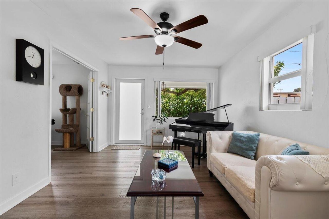 727 Bunker Road, West Palm Beach, FL 33405 Photo
