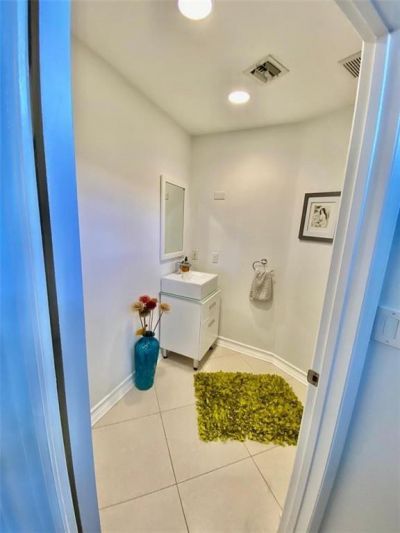 101 SE 15th Avenue, Unit E, Fort Lauderdale, FL 33301 Photo