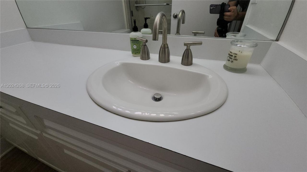 5900 Collins Ave , Unit 404, Miami Beach, FL 33140 Photo