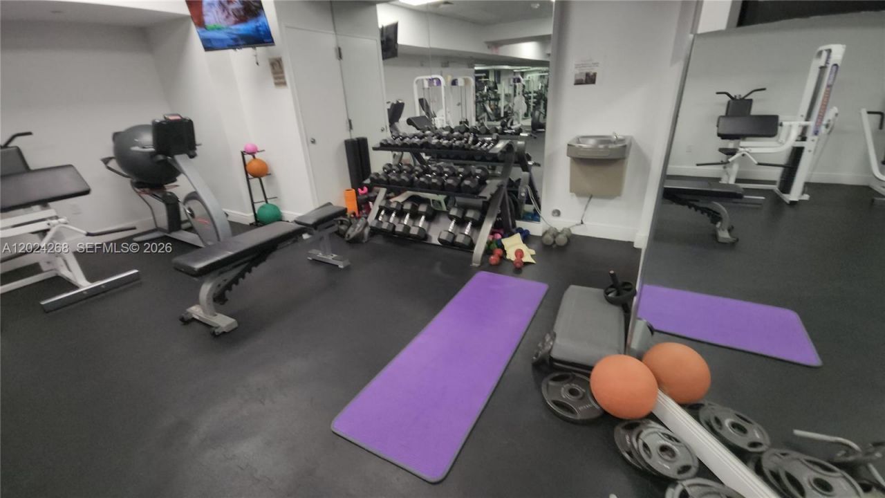 5900 Collins Ave , Unit 404, Miami Beach, FL 33140 Photo