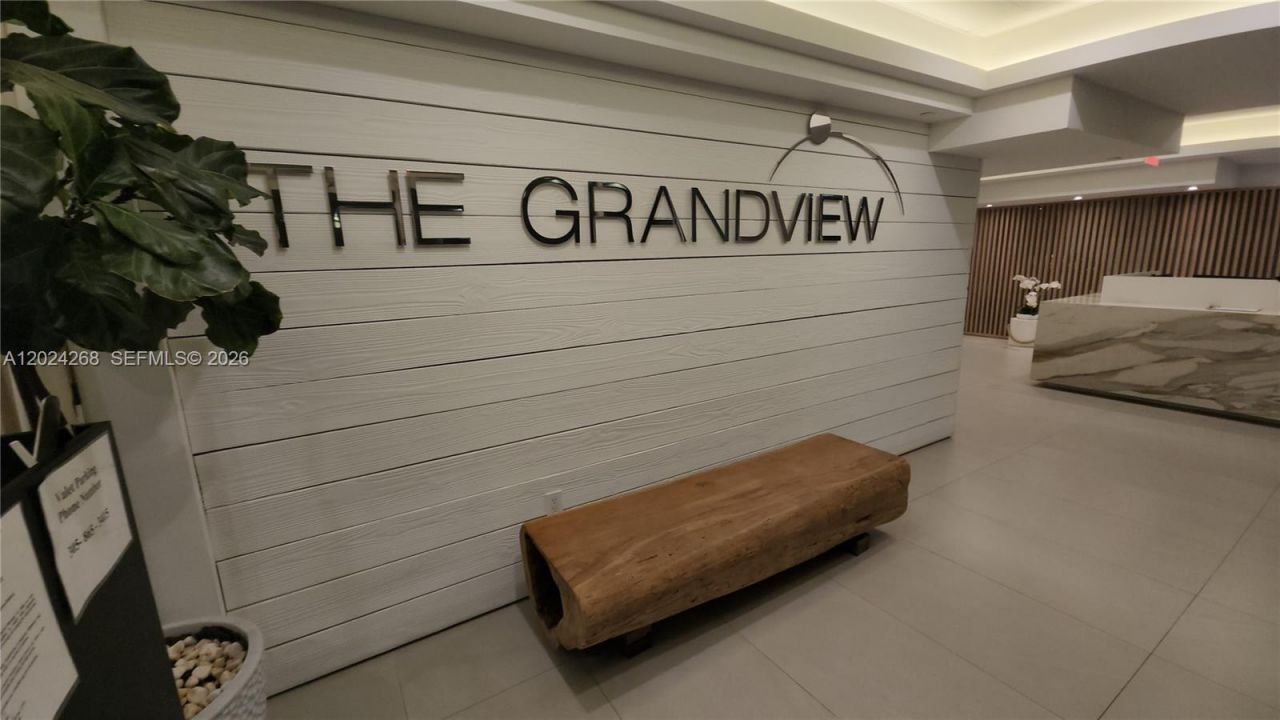5900 Collins Ave , Unit 404, Miami Beach, FL 33140 Photo