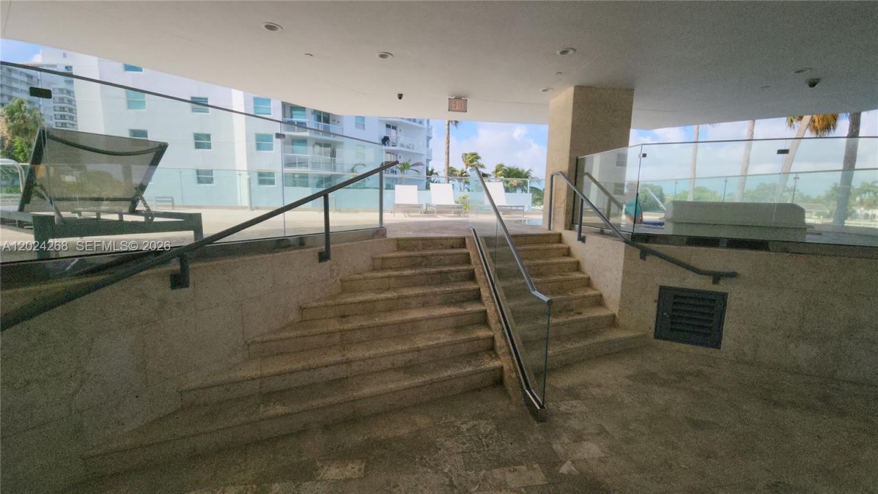 5900 Collins Ave , Unit 404, Miami Beach, FL 33140 Photo