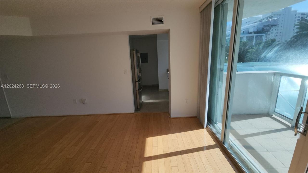 5900 Collins Ave , Unit 404, Miami Beach, FL 33140 Photo