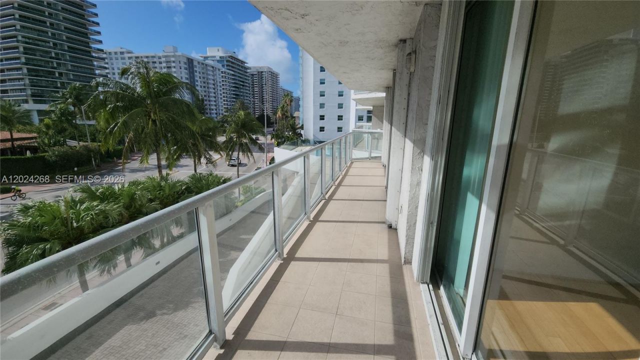 5900 Collins Ave , Unit 404, Miami Beach, FL 33140 Photo