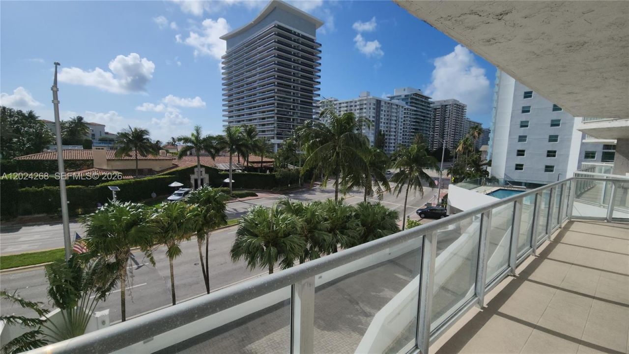 5900 Collins Ave , Unit 404, Miami Beach, FL 33140 Photo