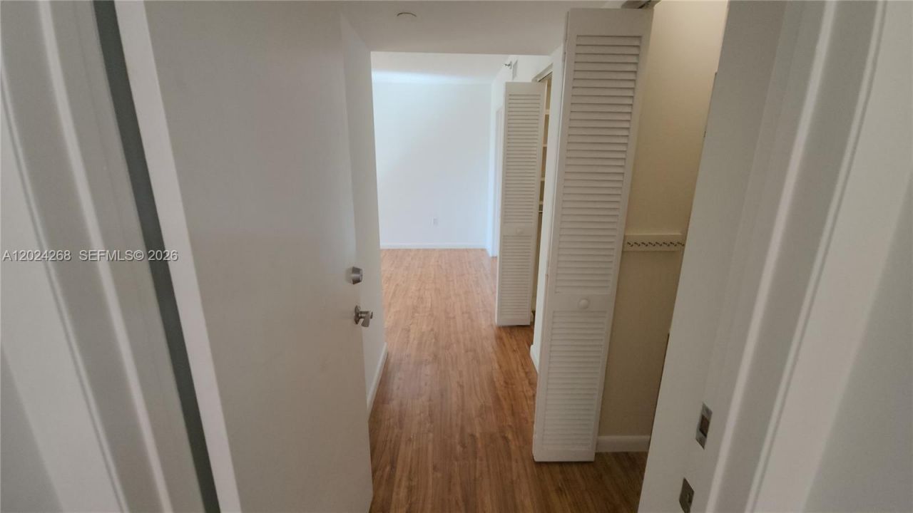 5900 Collins Ave , Unit 404, Miami Beach, FL 33140 Photo