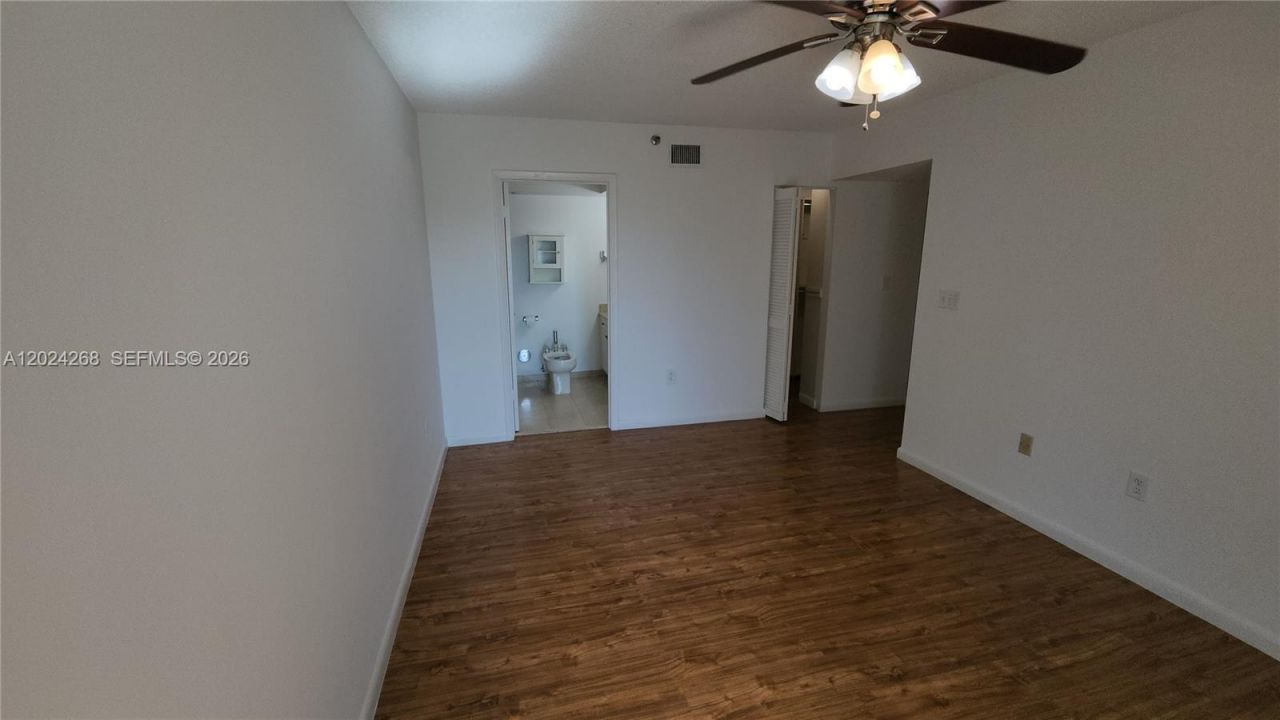5900 Collins Ave , Unit 404, Miami Beach, FL 33140 Photo