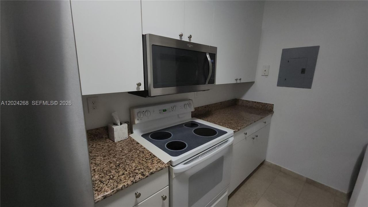 5900 Collins Ave , Unit 404, Miami Beach, FL 33140 Photo