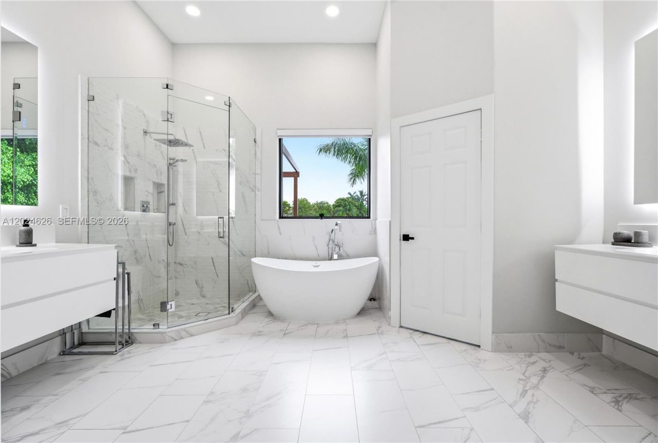 16460 NW 12th St , Pembroke Pines, FL 33028 Photo