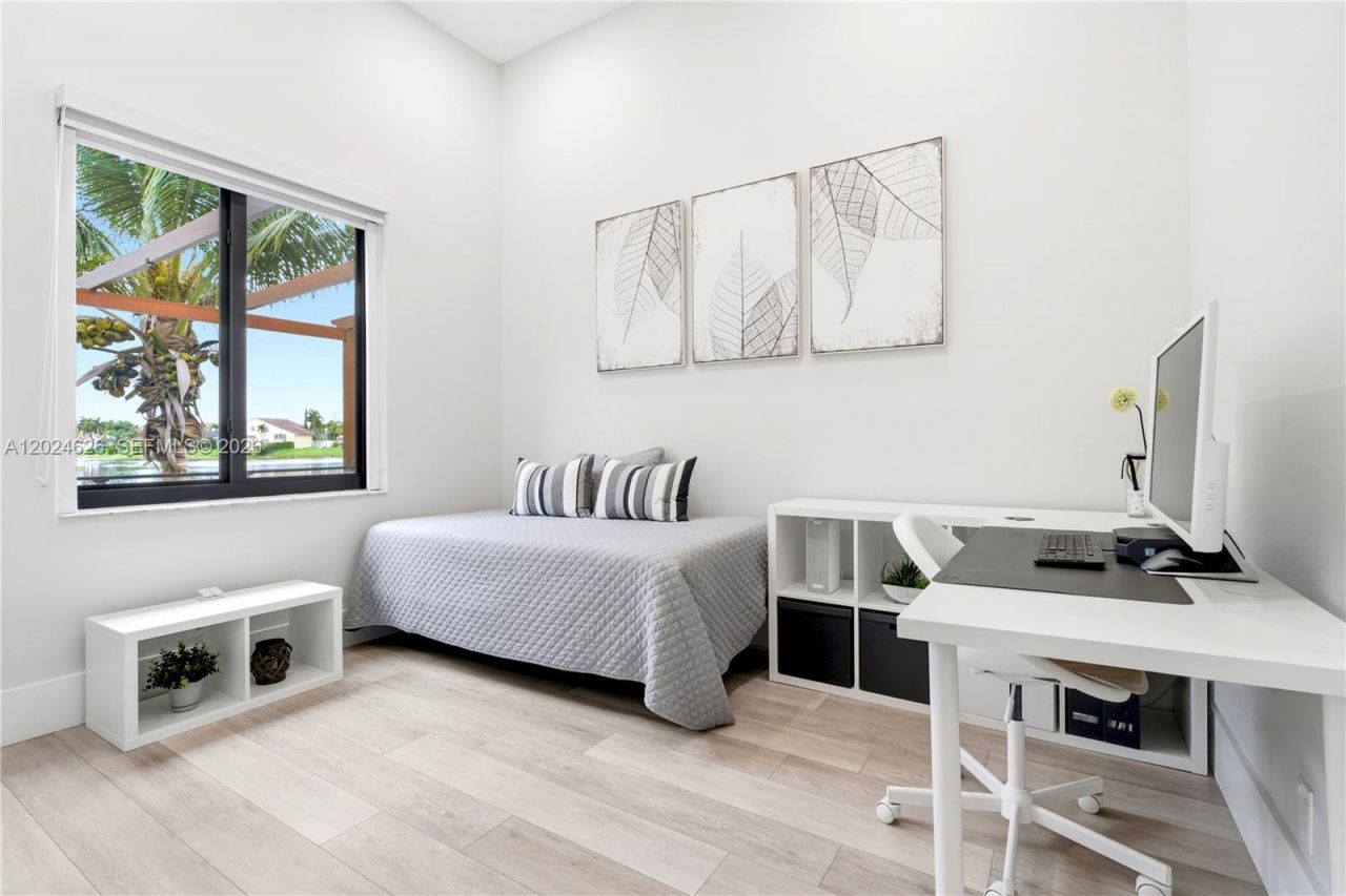 16460 NW 12th St , Pembroke Pines, FL 33028 Photo