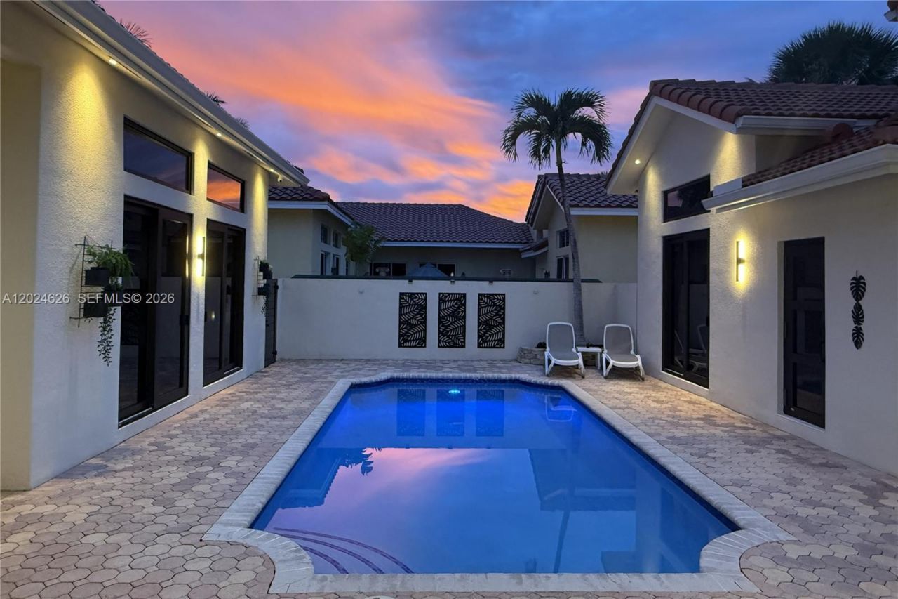 16460 NW 12th St , Pembroke Pines, FL 33028 Photo