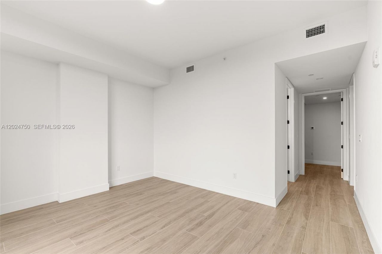 3034 Oak Ave, Unit LPH2, Miami, FL 33133 Photo