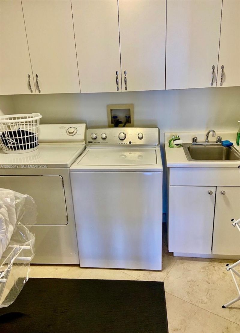 9601 Collins Ave , Unit 403, Bal Harbour, FL 33154 Photo