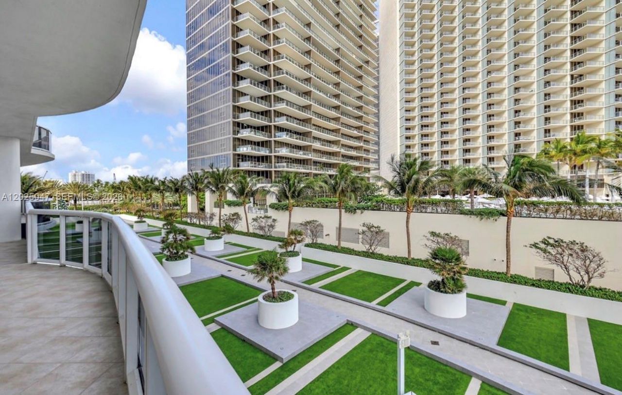 9601 Collins Ave , Unit 403, Bal Harbour, FL 33154 Photo