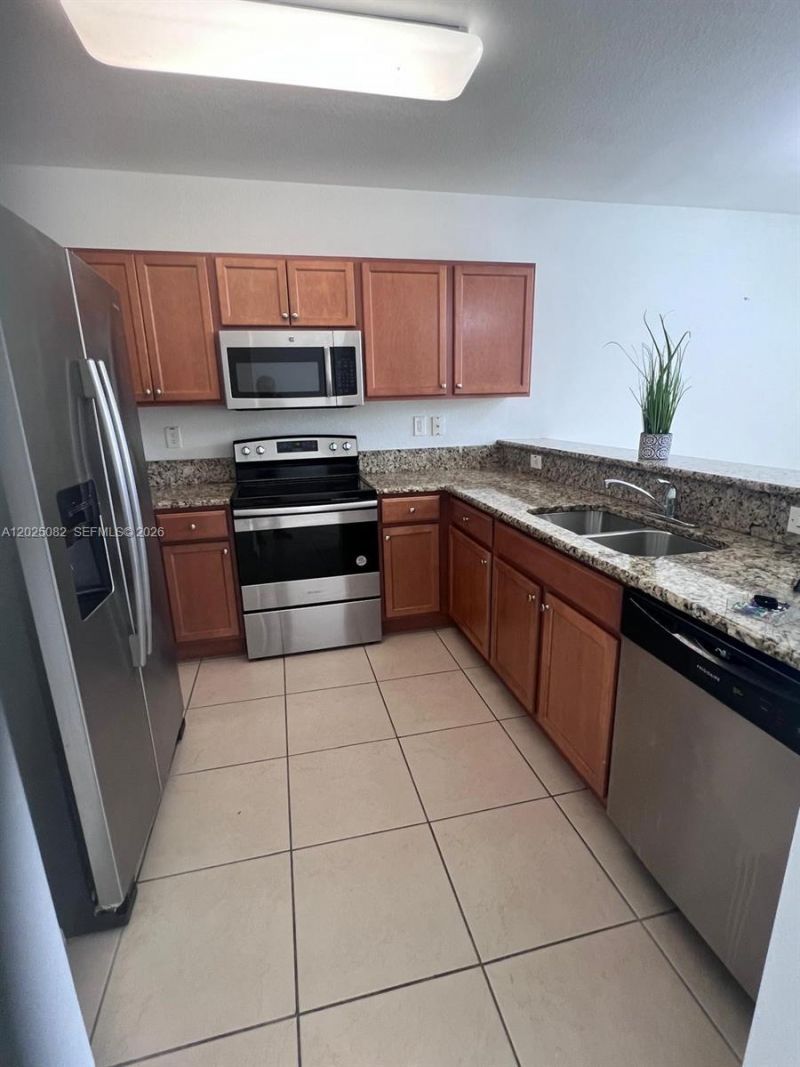 11601 NW 89th St , Unit 222, Doral, FL 33178 Photo