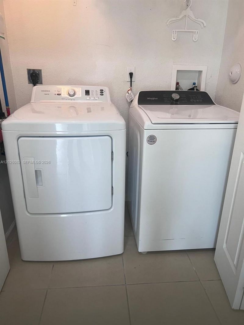 11601 NW 89th St , Unit 222, Doral, FL 33178 Photo