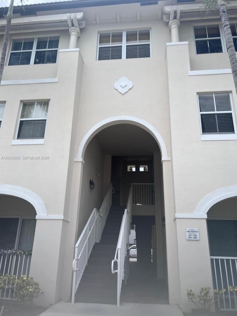 11601 NW 89th St , Unit 222, Doral, FL 33178 Photo