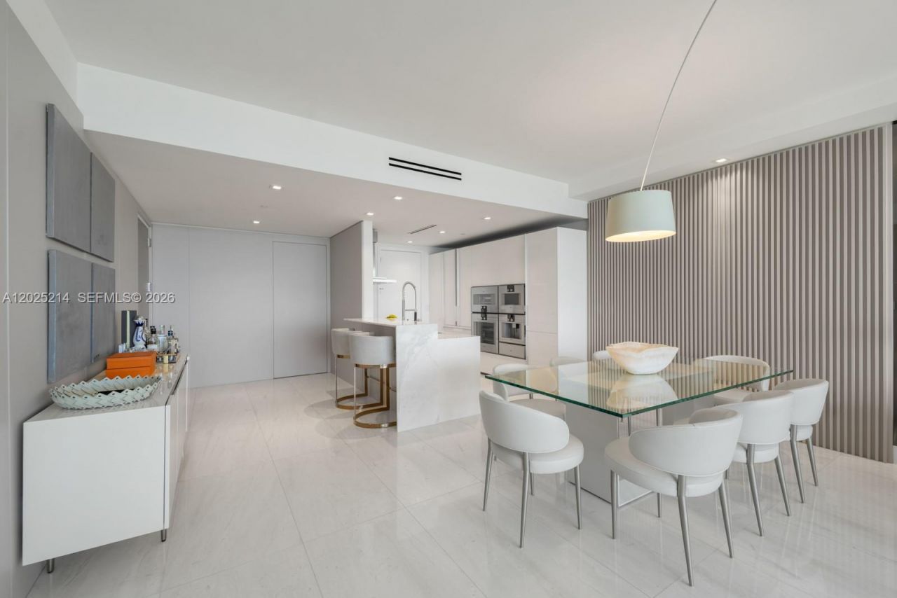 10203 Collins Ave , Unit 403, Bal Harbour, FL 33154 Photo