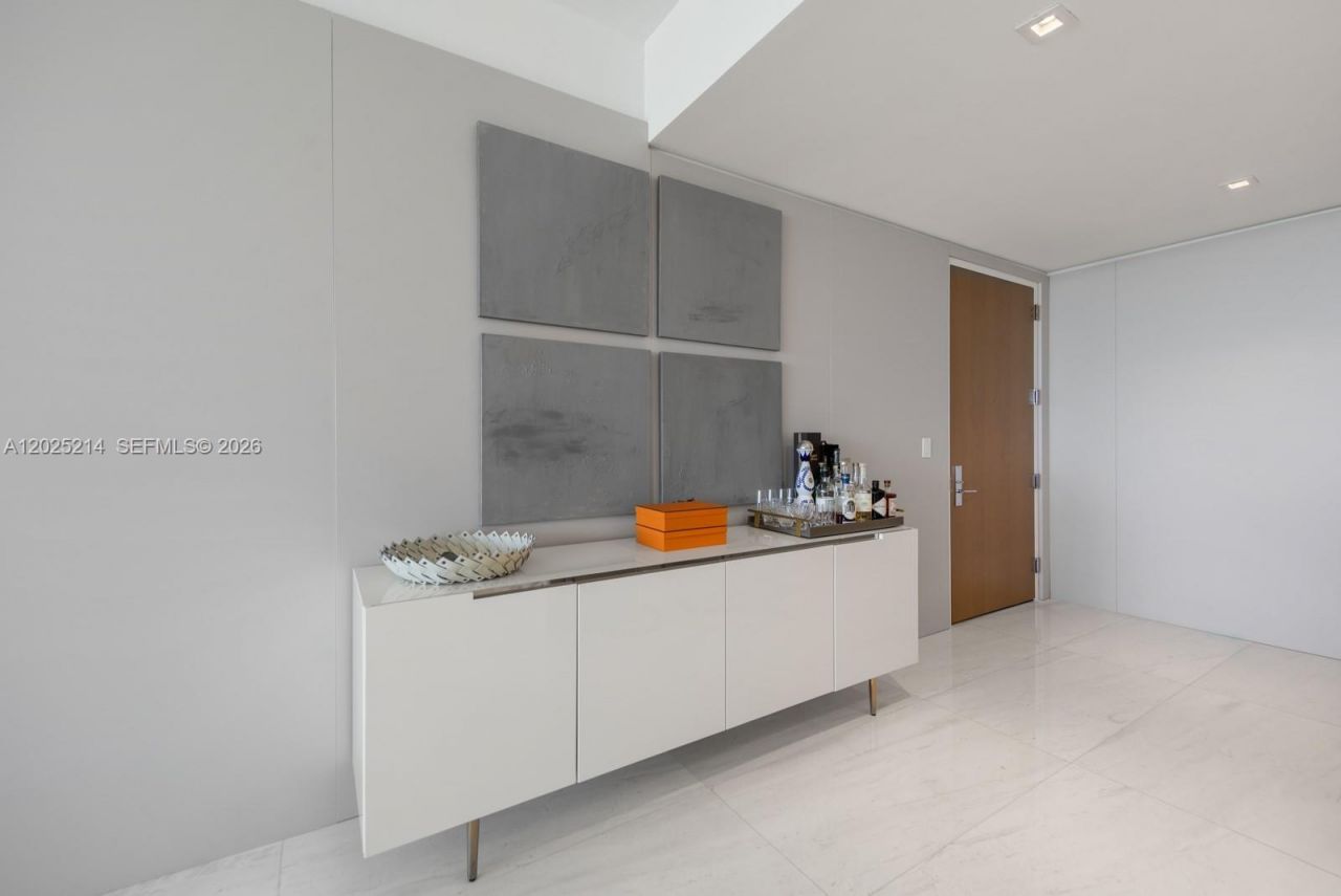 10203 Collins Ave , Unit 403, Bal Harbour, FL 33154 Photo