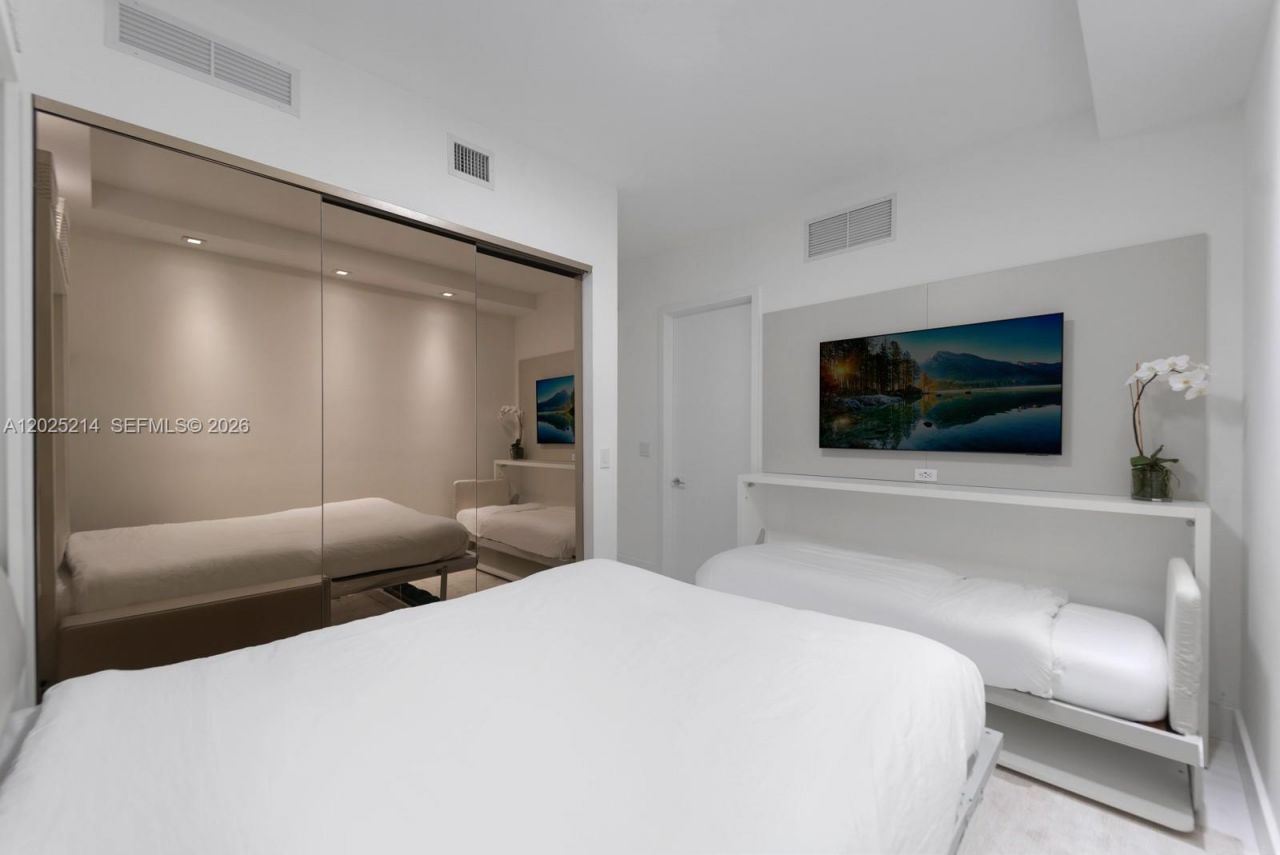 10203 Collins Ave , Unit 403, Bal Harbour, FL 33154 Photo