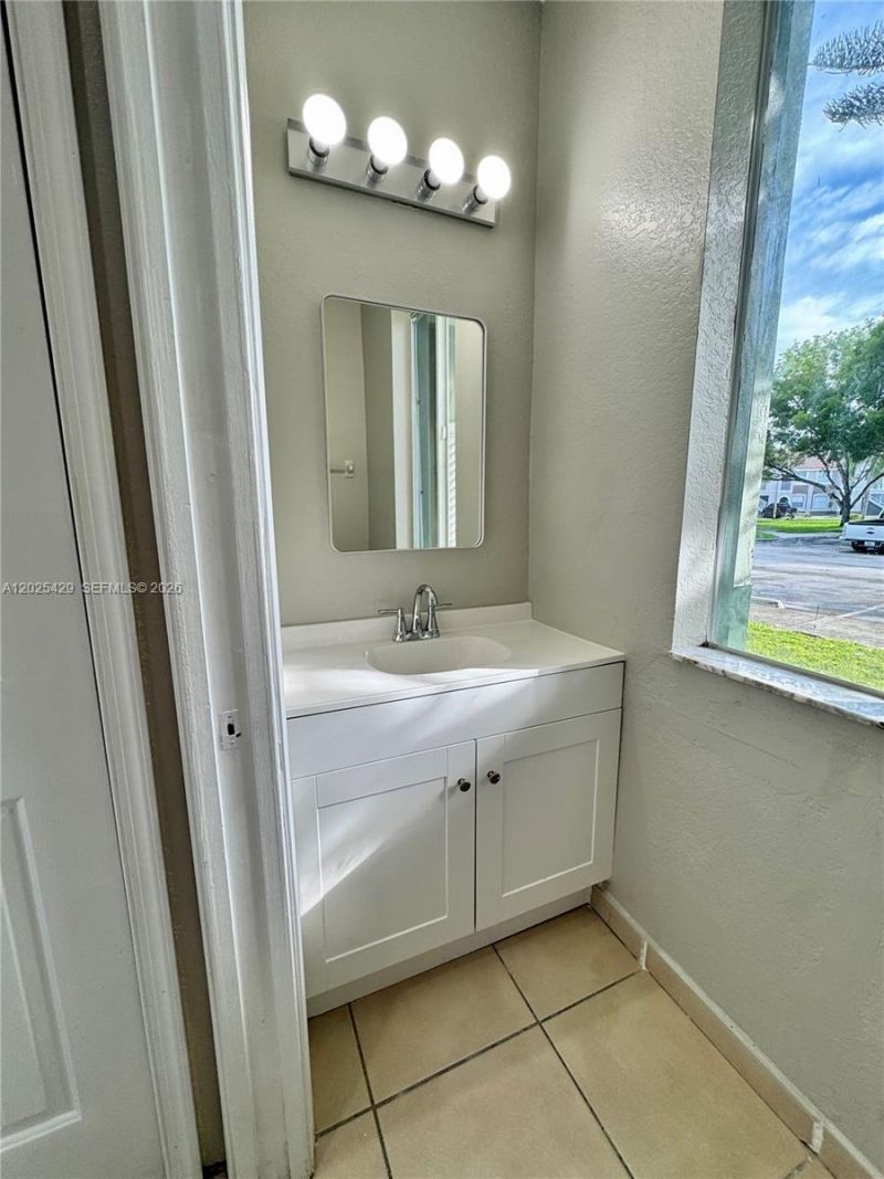 1592 SE 27th Ct, Unit 175, Homestead, FL 33035 Photo