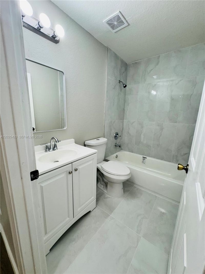 1592 SE 27th Ct, Unit 175, Homestead, FL 33035 Photo