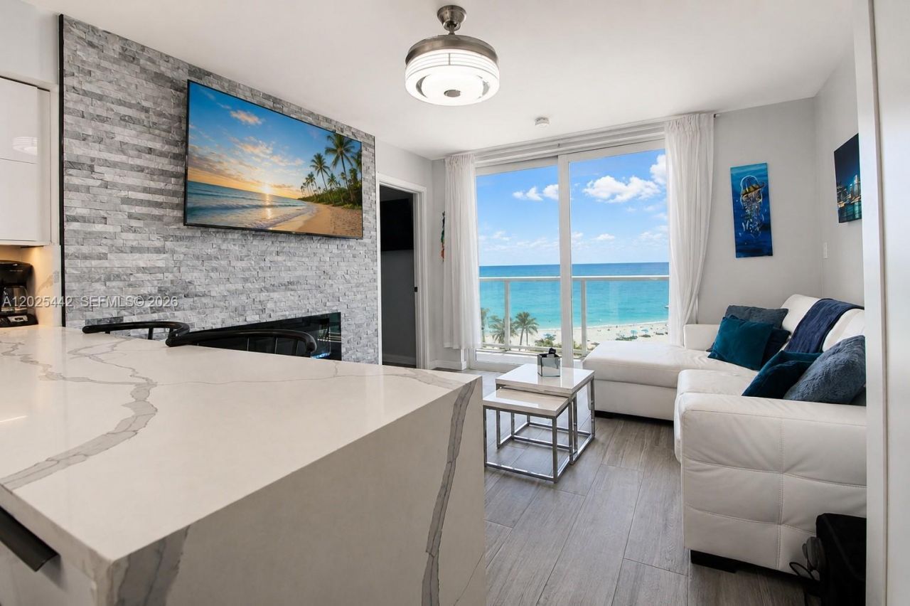 19201 Collins Ave , Unit 916, Sunny Isles Beach, FL 33160 Photo