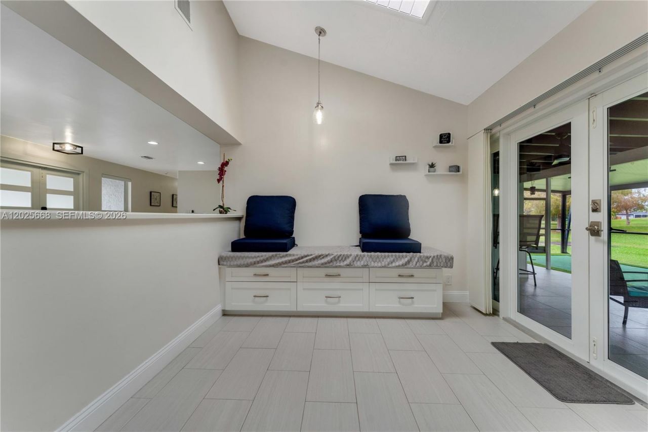 9501 E Palmetto Club Ln E , Unit 9501, Palmetto Bay, FL 33157 Photo