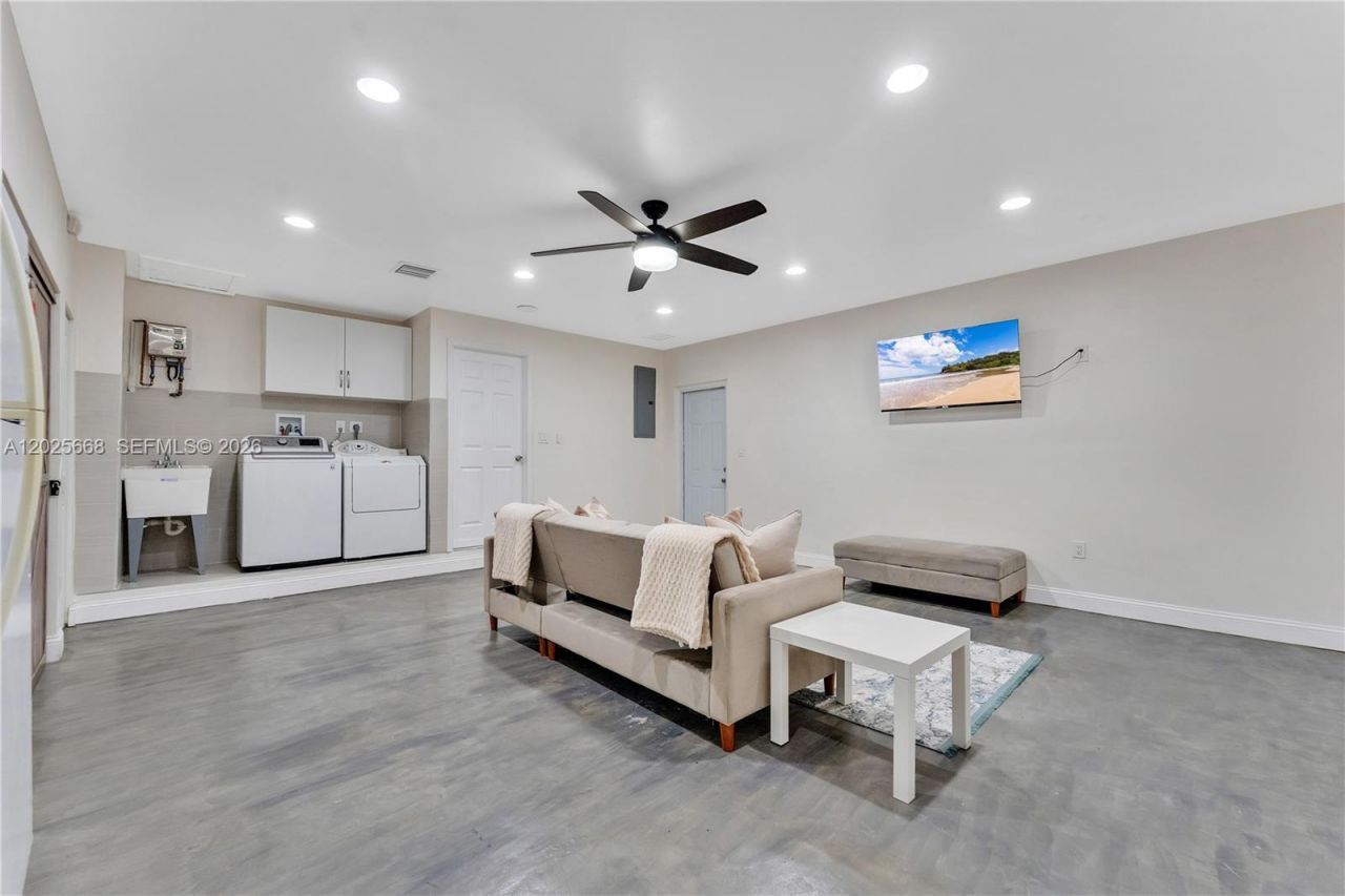 9501 E Palmetto Club Ln E , Unit 9501, Palmetto Bay, FL 33157 Photo